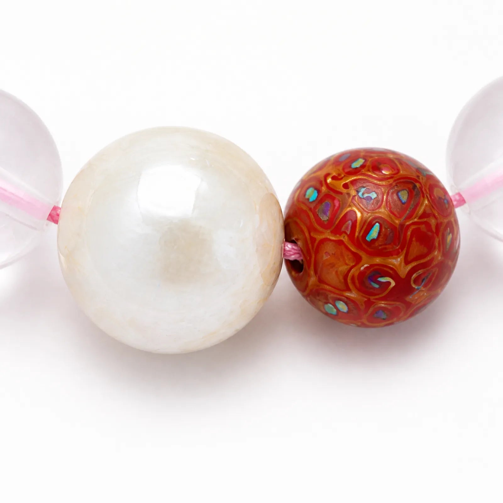 Rose Quartz & Lacquerware Bead Bracelet with Pearl Accent - detail view