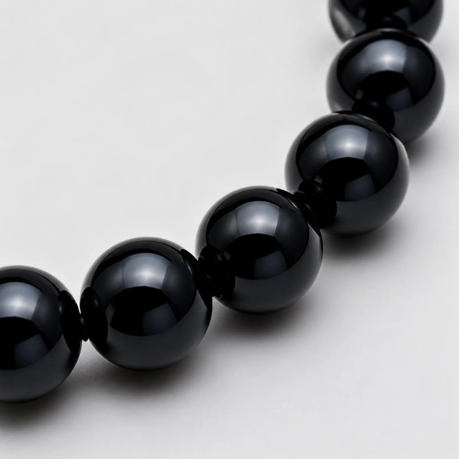 Urushi Lacquer & Black Onyx Beaded Bracelet - detail view 2
