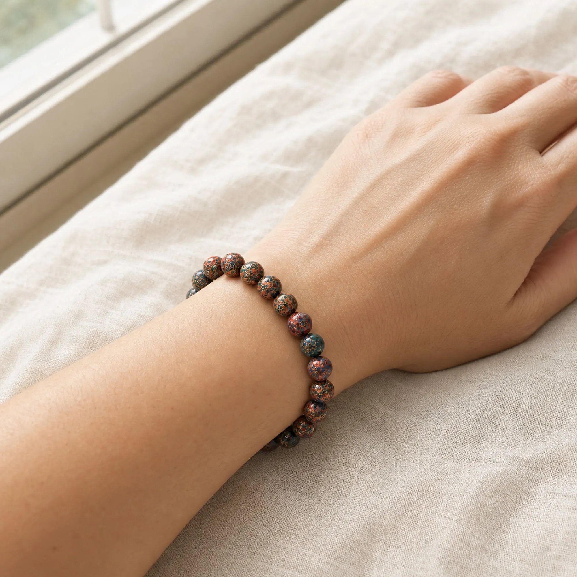 Chinese Lacquerware Beaded Bracelet - Floral Pattern