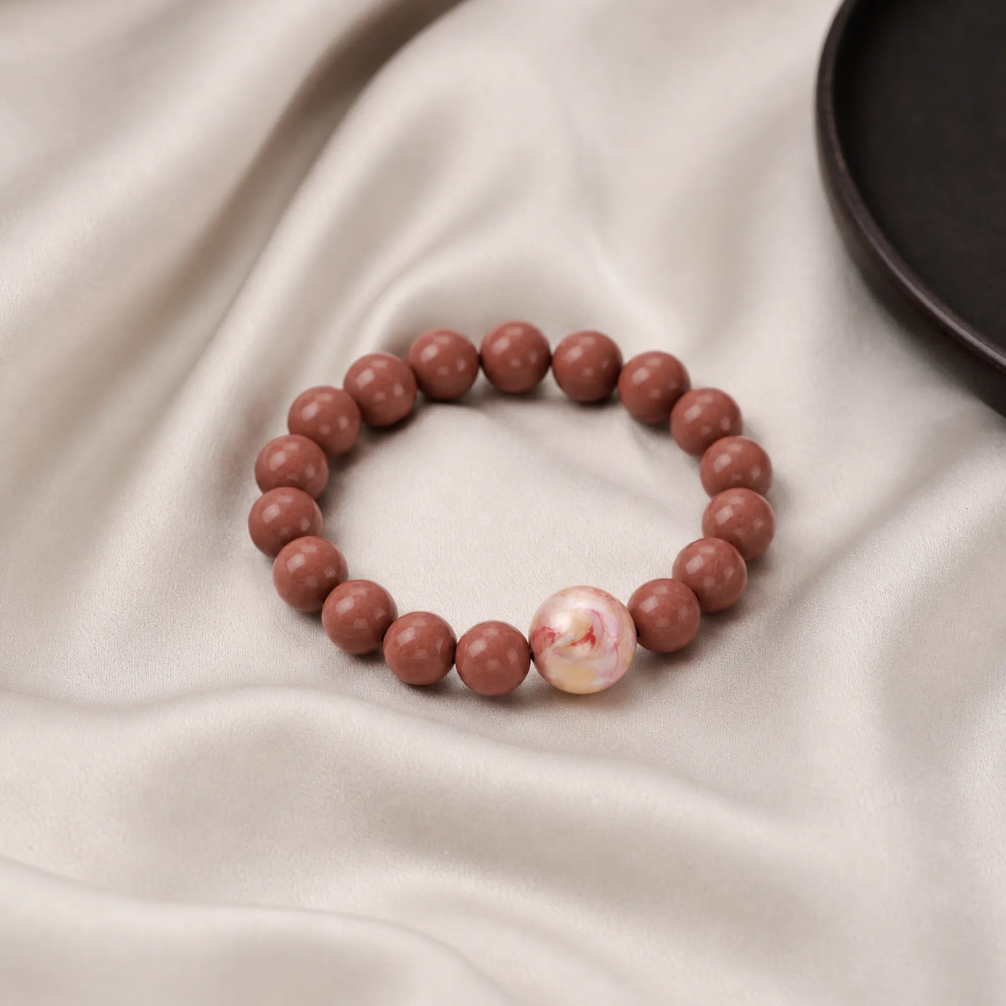 Lacquerware Planet Beaded Bracelet