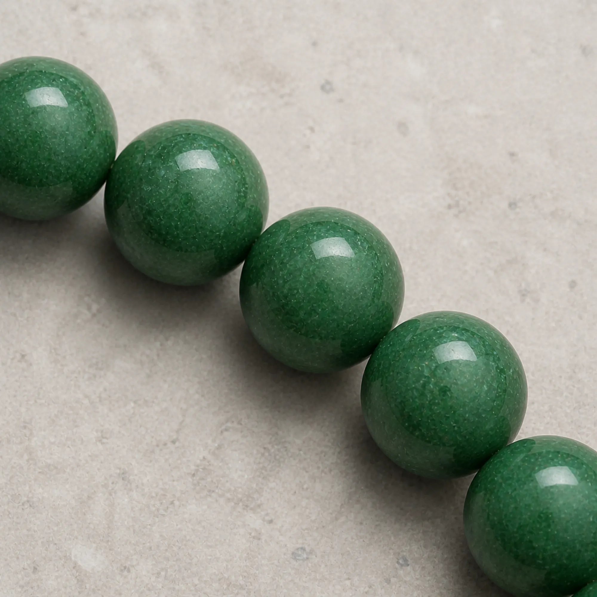 Lacquerware & Aromatic Herbal Beaded Stretch Bracelet — Green Yuzu Luck - detail view 2