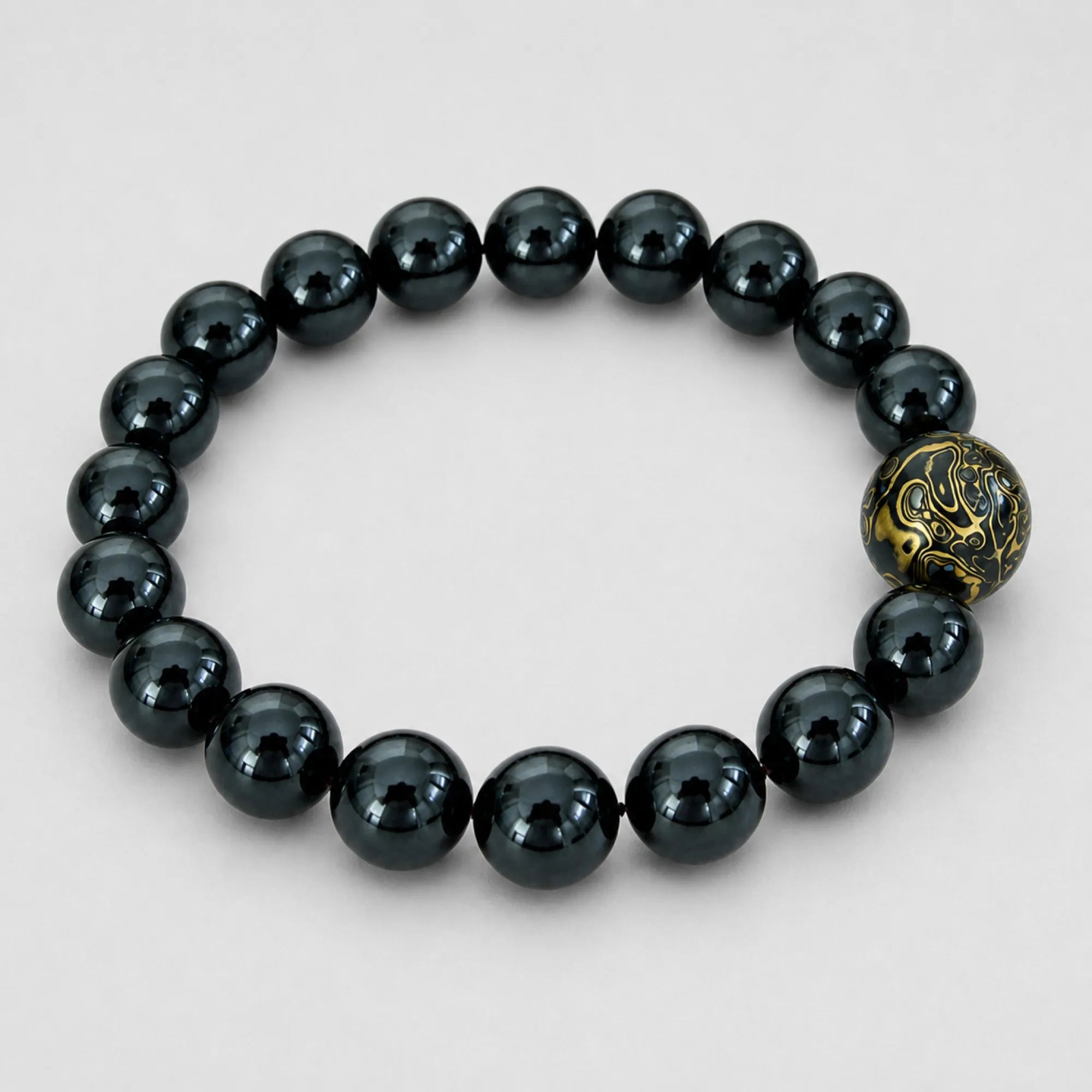 Lacquerware & Black Agate Beaded Bracelet - detail view 3